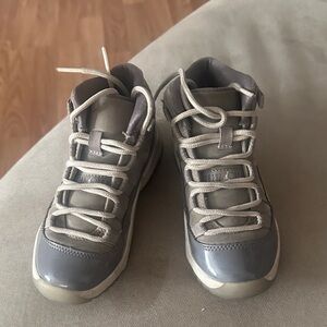 Kids High-Top Sneakers in Gray